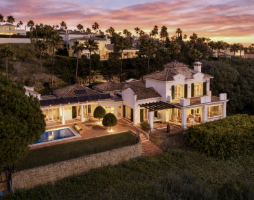 Villa for sale in Sotogrande Alto - LS50173