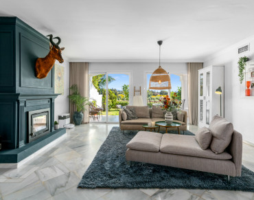 Town House for sale in Nueva Andalucia - LS50187