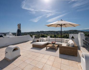 Town House for sale in Nueva Andalucia - LS50189