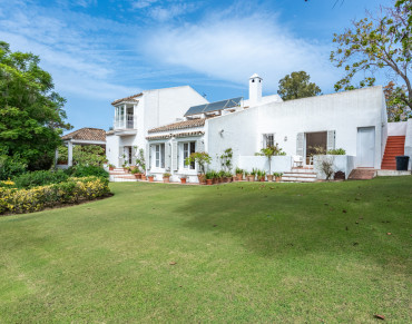 Villa for sale in Zona E - NP1791