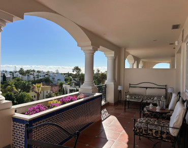 Apartment for sale in Marbella Golden Mile, Guadalpin Suites, Marbella - JUST-V2348