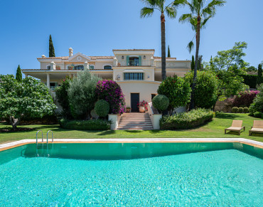 Villa for sale in Marbella Club Golf Resort - JUST-V2315