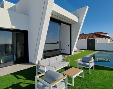 Villa for sale in Los Balcones, Los Altos del Edén, Torrevieja - MOVE-259
