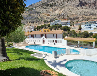 Commercial for sale in Mascarat, Altea - 1741