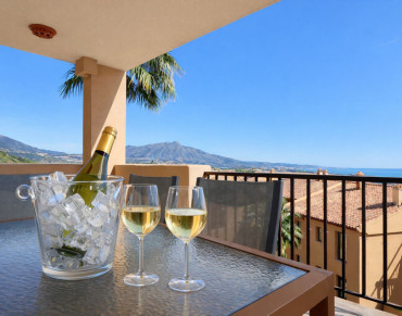 Apartment for sale in Benahavis - R5308006