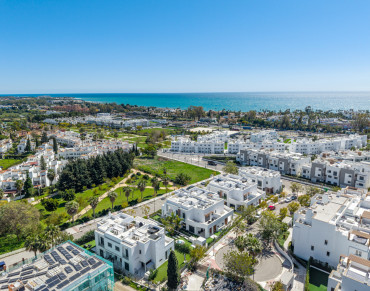 House for sale in Estepona East - NEWTH9205