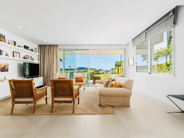Apartment in Benahavis — photo 3