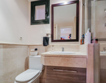 Apartment for sale in Benahavis - R5050144