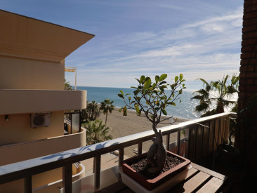 Apartment in Estepona — photo 2