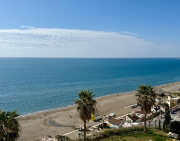 Apartment for sale in Benalmadena Costa - R5321740