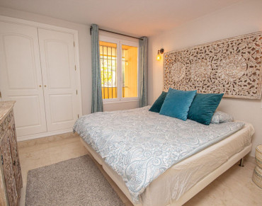 Apartment for sale in Elviria - R5363959