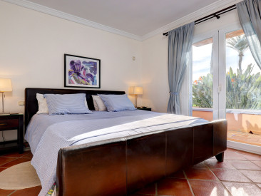 Apartment in Casares — photo 6