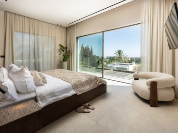 Villa in Marbella — photo 3