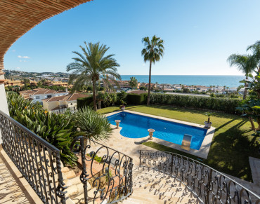 Villa for sale in Cala de Mijas - 687-00317P