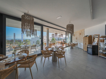 Apartment in Estepona — photo 4