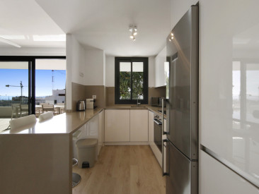 Apartment in Estepona — photo 4
