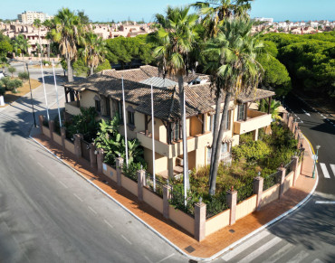 Commercial Premises for sale in Estepona East, El Presidente, Estepona - TMRC1131