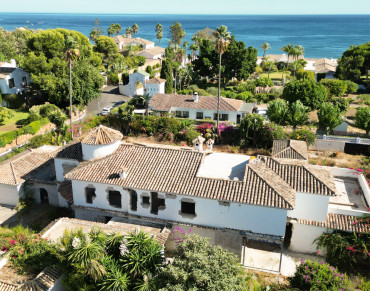 Villa for sale in Estepona East, Paraiso Barronal, Estepona - TMRV11412