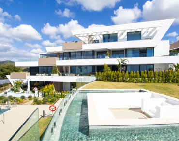 Apartment for sale in Marbella East, Cabopino, Marbella - PANR-12748