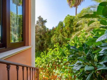 Villa in Marbella — photo 2