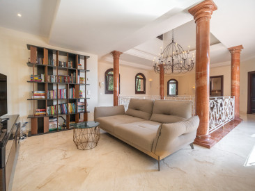 Villa in Marbella — photo 3