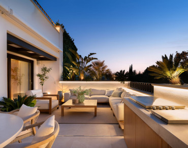 Penthouse for sale in Marbella Golden Mile - PANR-16186
