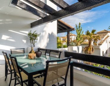Penthouse for sale in Marbella Golden Mile - PANR-16232