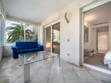 Apartment in Marbella — photo 5