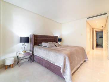 Apartment in Estepona — photo 3