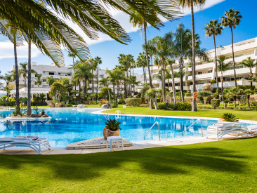 Apartment in Marbella — photo 5