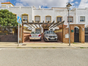 House in Estepona — photo 3
