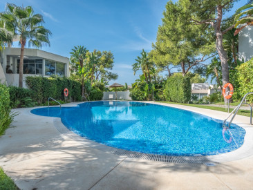 Town House in Marbella — photo 4