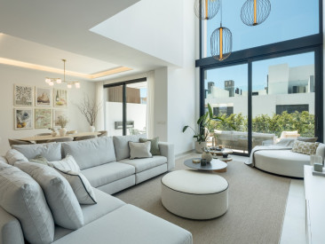 Town House in Marbella East — photo 2