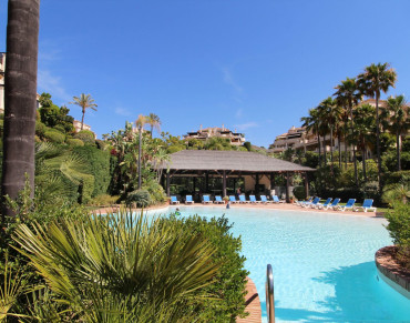 Penthouse for sale in Benahavis - R5335333