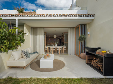 Town House in Marbella — photo 2