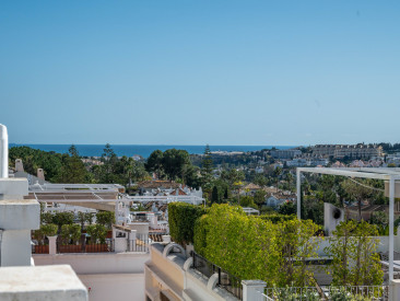 Town House in Marbella — photo 2