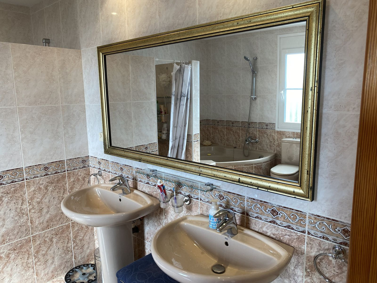 R4254862 - House in Valtocado
