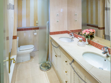 Apartment in Marbella — photo 6