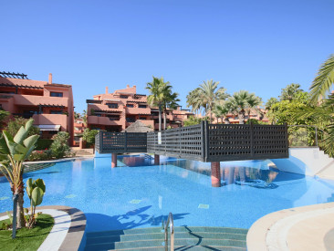 Apartment in Estepona — photo 3