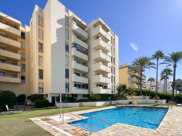 Apartment in Estepona — photo 3