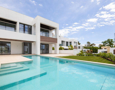 Villa for sale in The Golden Mile - R4248262