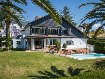 Villa in Marbella — photo 2