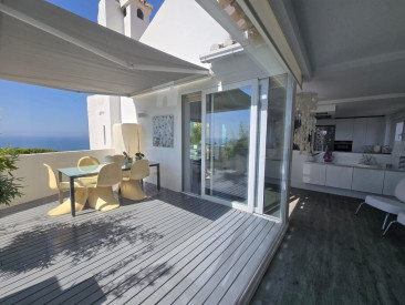 Penthouse in Calahonda — photo 2