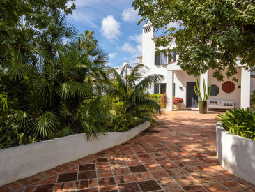 Villa in Marbella — photo 3