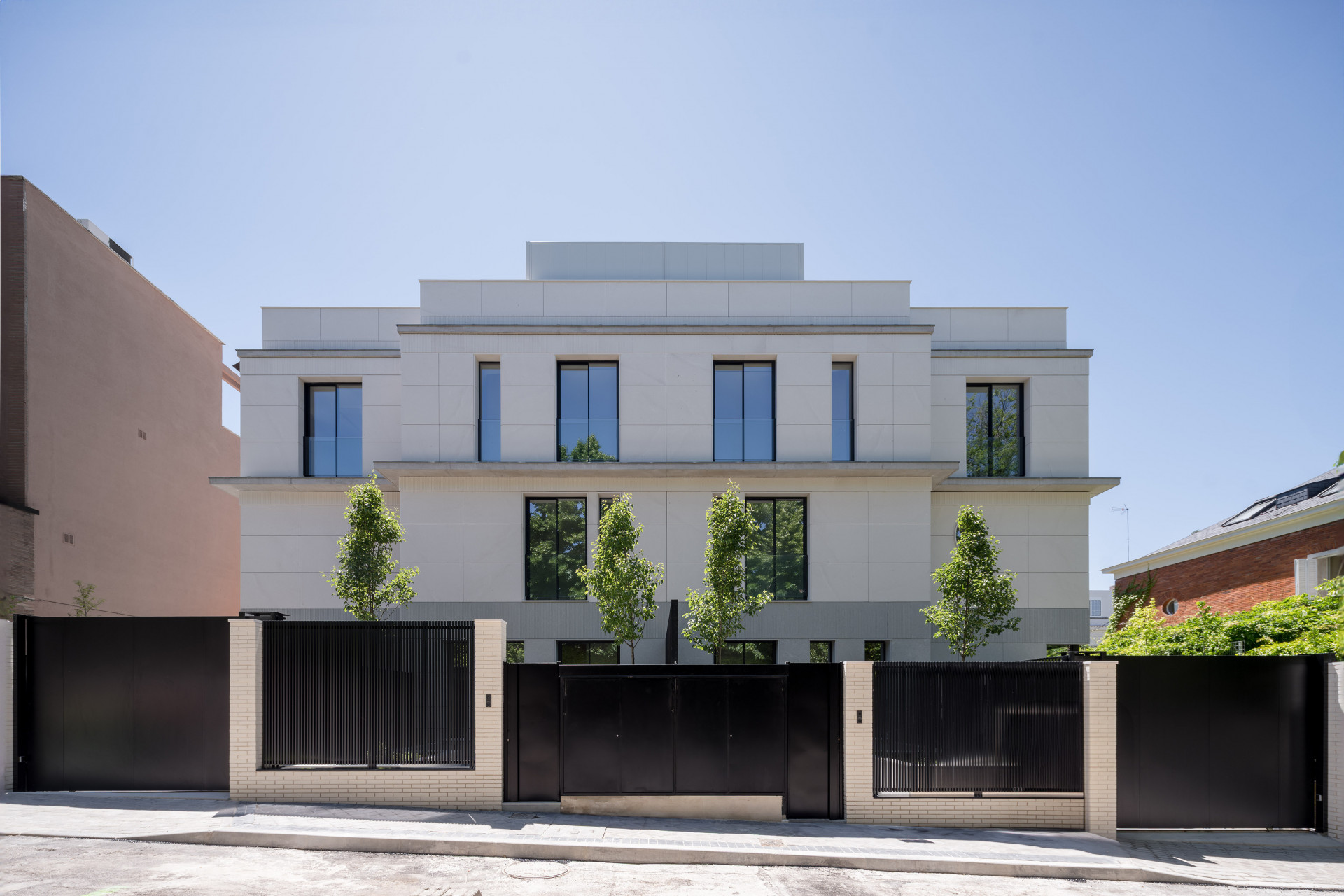M1226 - Town House in Madrid