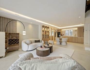 House for sale in Marbella Golden Mile, Altos de Puente Romano, Marbella - HRB-01556P