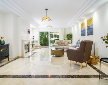 Apartment for sale in Sierra Blanca - HRB-01543P