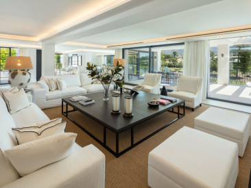 Villa in Marbella — photo 2