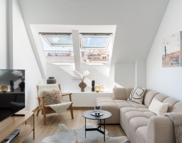 Modern penthouse with tourist license