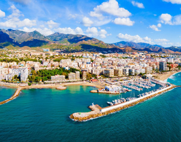 Fully renovated 1 bedroom apartment for sale in Marbella Center